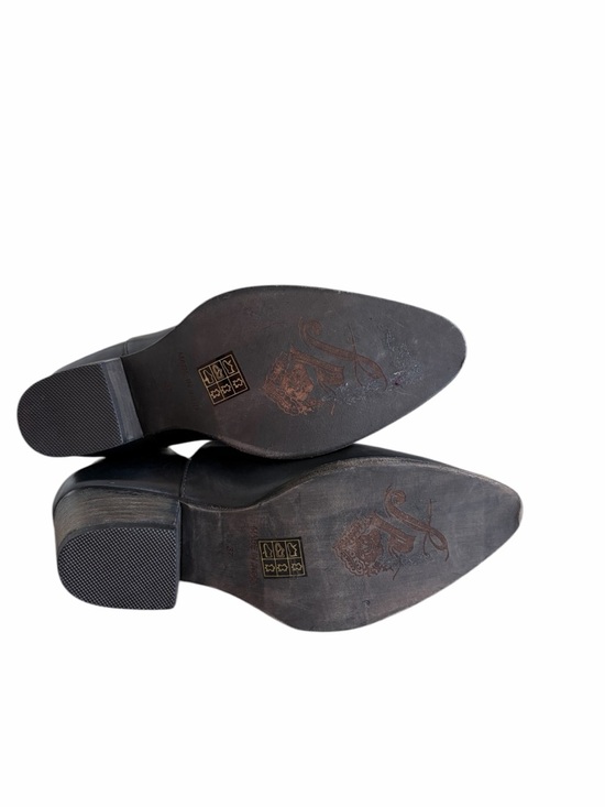 EUC Free People Black Chelsea
Ankle Boots with Pointed Toe EU 37 Leather Western - Picture 6 of 9